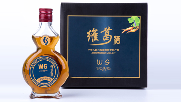 楊醫(yī)生用葛根釀制養(yǎng)生佳釀，山野之寶與雅大釀酒技藝的完美邂逅