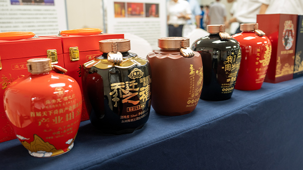 備戰(zhàn)中秋國(guó)慶酒水市場(chǎng)，打響下半年白酒銷售旺季第一站！